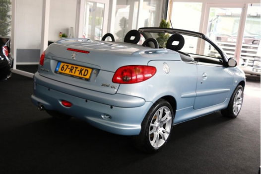 Peugeot 206 CC - 1.6-16V Premium 109Pk Airco Cabriolet Parkeersensor SportVelgen 122290km Cabrio Har - 1