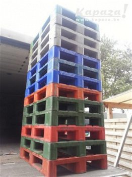 kunststof -PVC-plastiek-plastic pallets paletten alle maten beschikbaar ;10-15 € volgens grootte en - 4