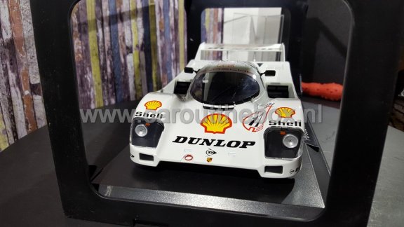 Porsche 962C NO 17 Supercup 1987 1:18 Norev - 2