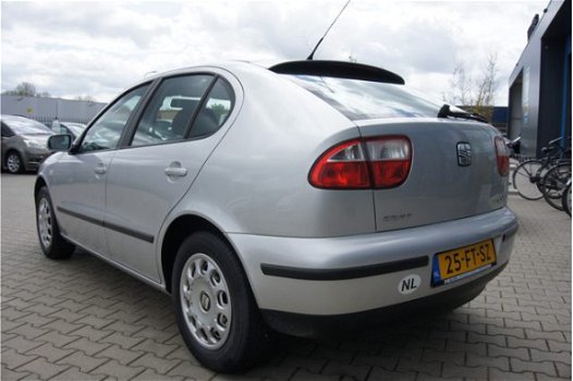 Seat Leon - 1.6 Signo Automaat - 1