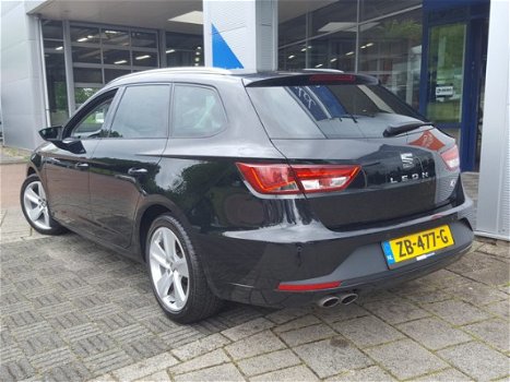 Seat Leon ST - 1.4 TSI 150PK FR | CLIMA | CRUISE | STOELVERWARMING | PDC V+A | PRIVACY GLASS | MISTL - 1