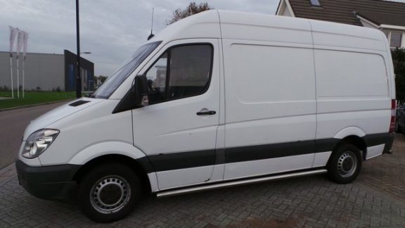 Mercedes-Benz Sprinter - 215 CDI AUT L2H2 Airco - 1