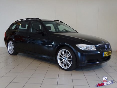 BMW 3-serie Touring - 318i Executive - 1