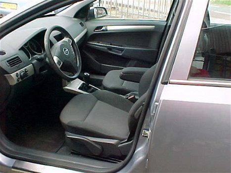 Opel Astra - 1.6 16V 5DRS 85KW Business AIRCO/NAVI/KM 146000 NAP - 1