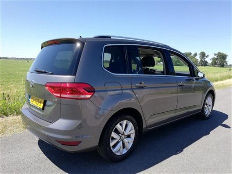 Volkswagen Touran - 1.6 TDI SCR Highline - 1