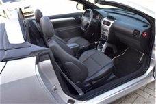 Opel Tigra TwinTop - 1.4-16V Cosmo ./AUTOMAAT/ 76000 KM/ N.A.P. AIRCO. CABRIO/ NIEUWE APK