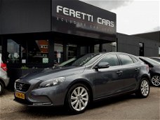 Volvo V40 - 1.6 D2 MOMENTUM NAVI AIRCO 6VERSN LED LMV PDC