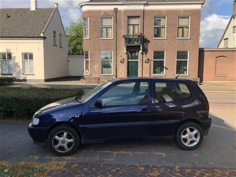 Volkswagen Polo - 1.6 - 1