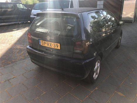 Volkswagen Polo - 1.6 - 1