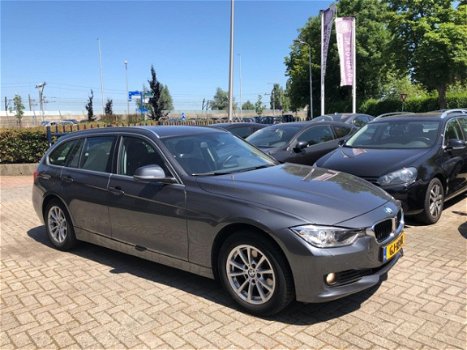 BMW 3-serie Touring - 316d Executive / NAVIGATIE / CLIMATE CONTROL / GEEN IMPORT / NETTE AUTO - 1