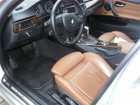 BMW 3-serie Touring - 320I Business Line - 1