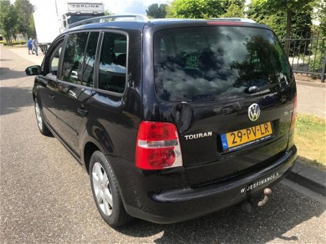 Volkswagen Touran - 2.0 TDI Highline 7 PERSOONS STUURBEKRACHTIGING DEFECT - 1