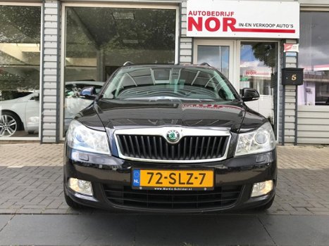 Skoda Octavia Combi - 1.6 TDI Greentech Elegance Business Line - 1