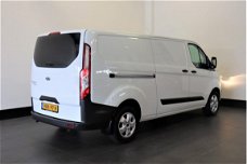 Ford Transit Custom - 2.0 TDCi 170PK L2H1 - Airco - Cruise - PDC - € 13.900 Ex