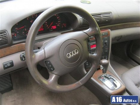 Audi A4 Avant - 8D A4; 142 KW AUT - 1