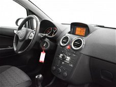 Opel Corsa - 1.2 COSMO 5-DEURS + STOEL / STUURWIELVERWARMING