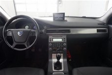 Volvo V70 - 1.6D DRIVe Kinetic / Navigatie / Climate Control / Trekhaak /