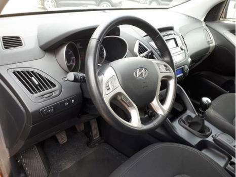 Hyundai ix35 - 1.6i GDI Business Edition , 43.000 km - 1