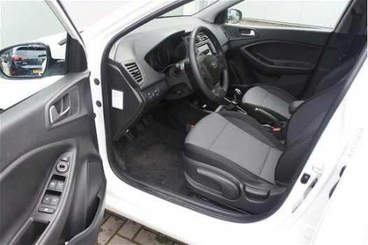 Hyundai i20 - 1.0 T-GDI Comfort NAVIGATIE | ACHTERUITRIJCAMERA | CRUISE CONTROL | LED VERLICHTING - 1