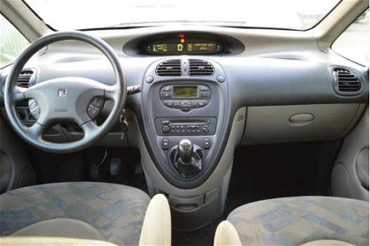 Citroën Xsara Picasso - 1.8i-16V Airco Clima NAP - 1