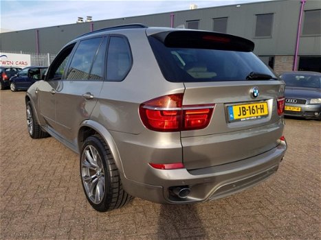 BMW X5 - 4.0d High Executive XENON/leer/PANO/headup - 1