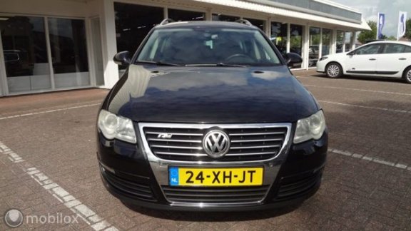 Volkswagen Passat Variant - - 2.0 TDI HIGHLINE - 1