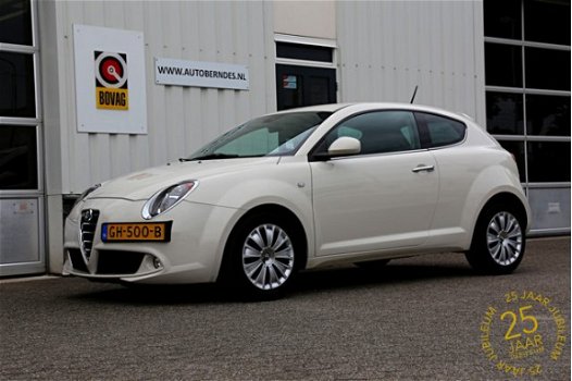 Alfa Romeo MiTo - 1.3 JTDm ECO Junior*NL-Auto*Perfect. Onderh.*Navi/Leder/DNA/Cruise-Control/Parkeer - 1