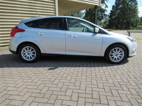 Ford Focus - 1.6 TI-VCT Titanium [ ecc, audio, lmv, pdc, cruise ] - 1