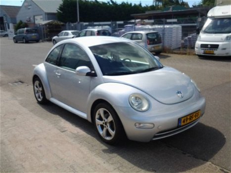 Volkswagen New Beetle - 1.6 - 1