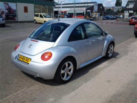 Volkswagen New Beetle - 1.6 - 1