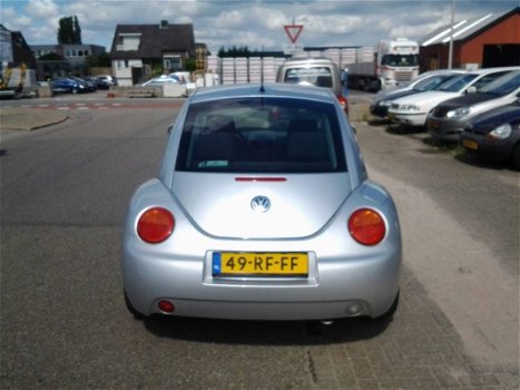 Volkswagen New Beetle - 1.6 - 1