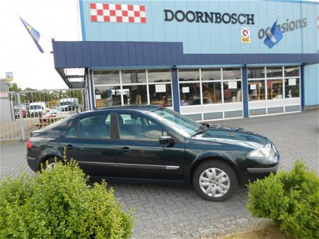 Renault Laguna - 2.0-16V Business/navigatie/luxe uitvoering - 1