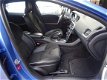 Volvo V40 - 2.0 D2 120pk R-Design Bns Navi, Led, 16''Lmv - 1 - Thumbnail