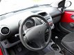 Peugeot 107 - 1.0-12V XS , 5 deur's, APK tot 13 aug. 2020 - 1 - Thumbnail