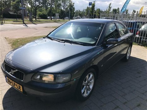 Volvo S60 - 2.4 - 1