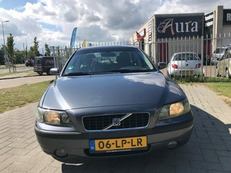 Volvo S60 - 2.4 - 1