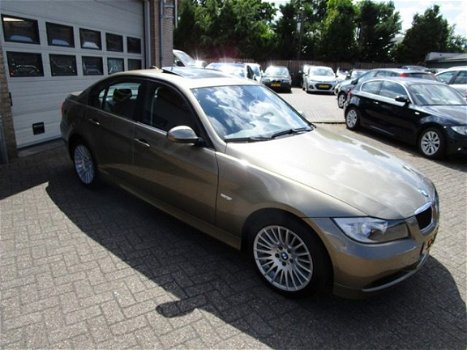 BMW 3-serie - 318i High Executive automaat NL auto - 1