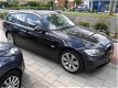 BMW 3-serie Touring - 318i High Executive - 1 - Thumbnail