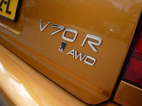 Volvo V70 - AWD 2.3 R Aut - 1