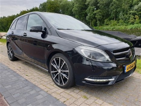 Mercedes-Benz B-klasse - 200 CDI NAVI, XENON, LED, PANO, LEDER - 1