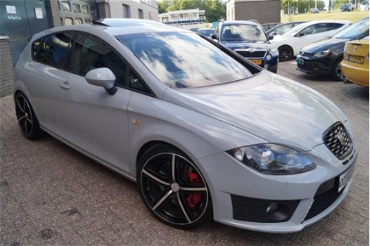 Seat Leon - 2.0 TFSI Cupra R 330 pk Nardo Grey Leder Pano Xenon Bom Vollll - 1