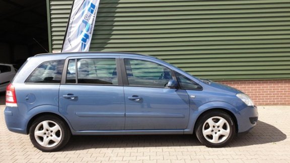 Opel Zafira - 2.2 Business met een nieuwe APK - 1