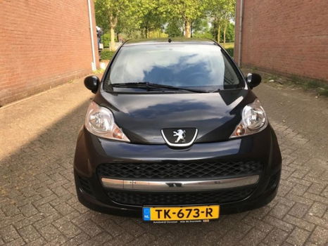 Peugeot 107 - 1.0-12V Accent - 1