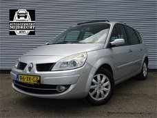 Renault Grand Scénic - 2.0-16V Tech Line / panorama-schuif-kanteldak / Navi / cruise control /