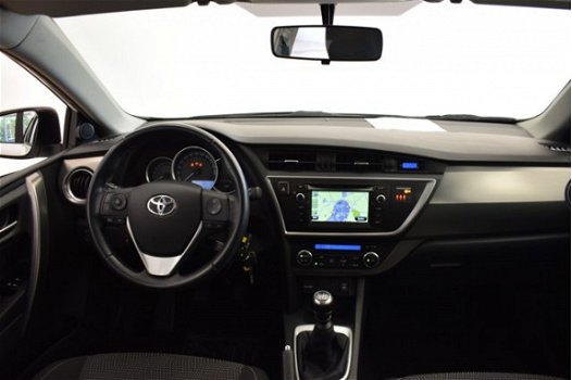 Toyota Auris - 1.6 Aspiration Navigatie/Camera/Boekjes/Nette staat - 1