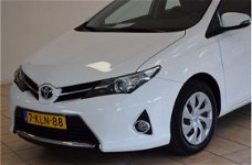 Toyota Auris - 1.6 Aspiration Navigatie/Camera/Boekjes/Nette staat