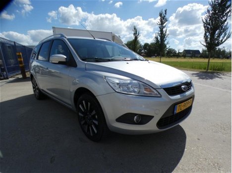 Ford Focus Wagon - 1.6 Trend Navi / Airco / Cruise control / Trekhaak - 1