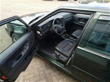 Volvo S70 - 2.0-20V "Sports-Line" 14 maand apk zeer dikke stoere volvo