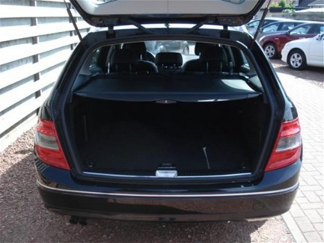 Mercedes-Benz C-klasse Estate - 180 K BlueEFFICIENCY Business Edition Elegance - 1