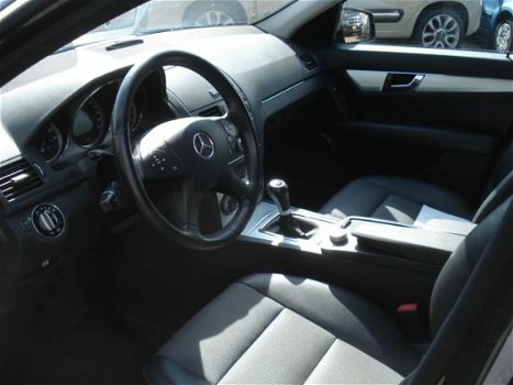 Mercedes-Benz C-klasse Estate - 180 K BlueEFFICIENCY Business Edition Elegance - 1